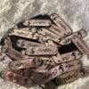 Label Akrilik Gold Label Hijab Branding Custom